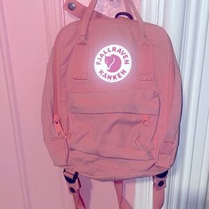 kanken small pink back pack